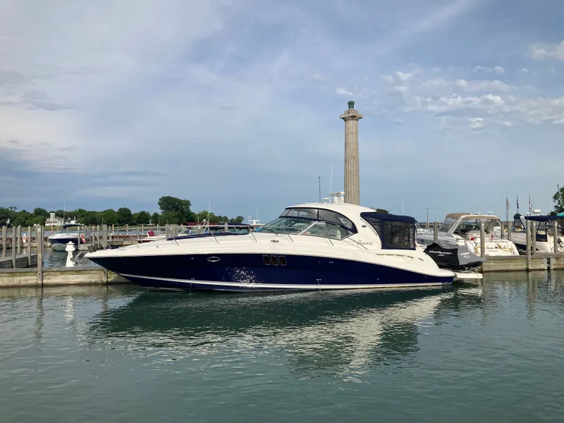 Slide: The Image of Sea Ray 44 Sundancer 2006 - 2