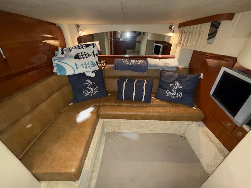Slide: The Image of Sea Ray 44 Sundancer 2006 - 27