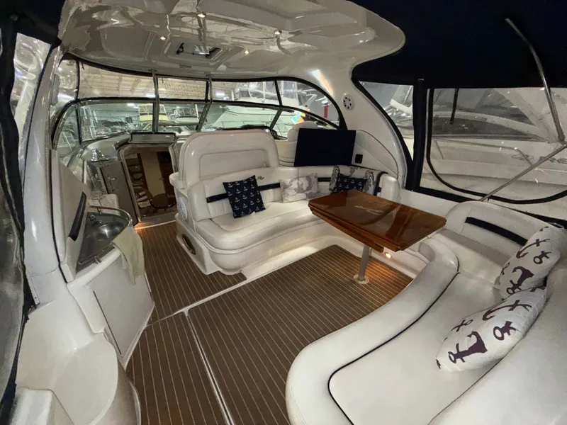 Slide: The Image of Sea Ray 44 Sundancer 2006 - 31