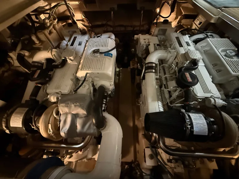 Slide: The Image of Sea Ray 44 Sundancer 2006 - 33