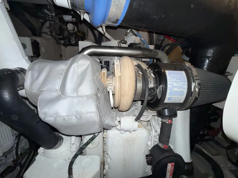 Slide: The Image of Sea Ray 44 Sundancer 2006 - 47