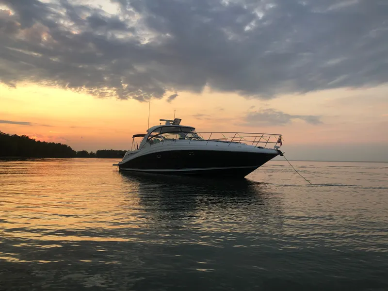 Slide: The Image of Sea Ray 44 Sundancer 2006 - 9