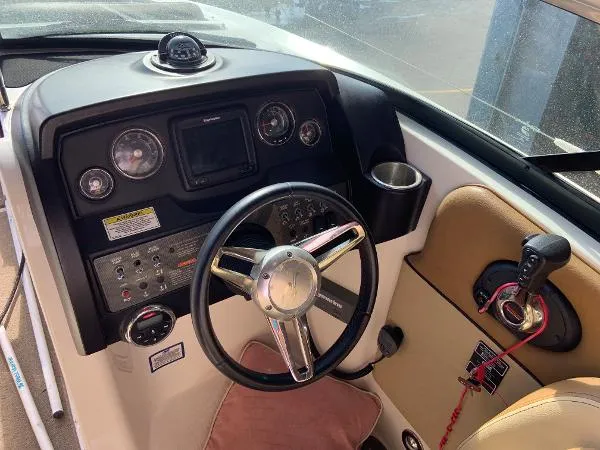 Slide: The Image of Sea Ray 300 Sundeck 2015 - 4