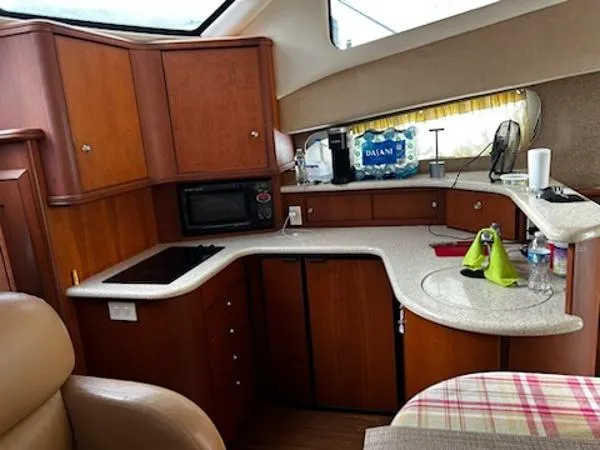 Slide: The Image of Silverton 38 Sport Bridge 2005 - 8