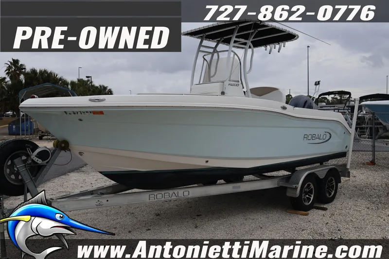 The Image of Pre-owned 2017 Robalo R200 Center Console boat on trailer at Antonietti Marine. - 1