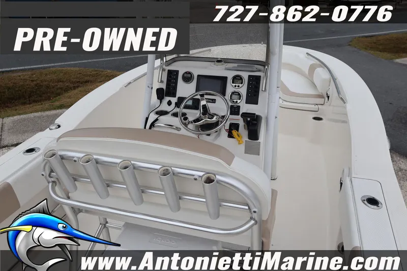 Slide: The Image of Pre-owned 2017 Robalo R200 Center Console boat for sale at Antonietti Marine. - 10