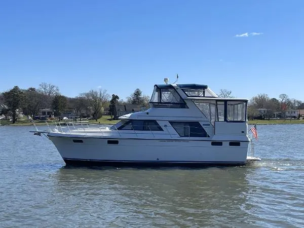 Slide: The Image of Carver Yachts 4207 Aft Cabin Motoryacht 1990 - 1