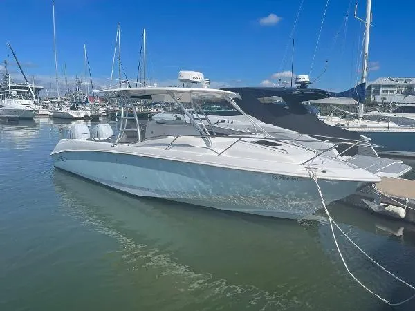 Slide: The Image of Boston Whaler 320 Outrage Cuddy Cabin 2008 - 0