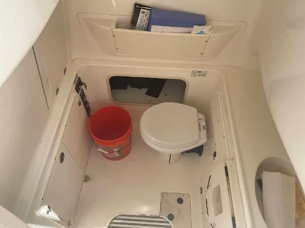 Slide: The Image of Boston Whaler 320 Outrage Cuddy Cabin 2008 - 10