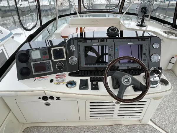 Slide: The Image of Sea Ray 47 Sedan Bridge 2008 - 11