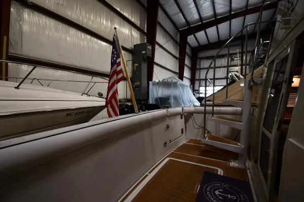 Slide: The Image of Carver Yachts 400 Cockpit Motor Yacht 1996 - 10