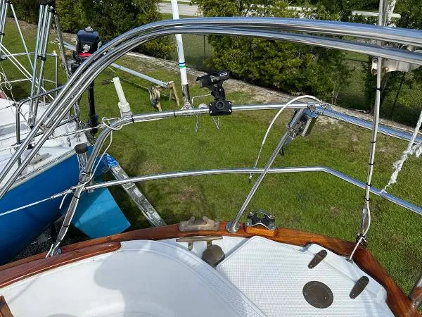 Slide: The Image of Pacific Seacraft Sloop 1988 - 6