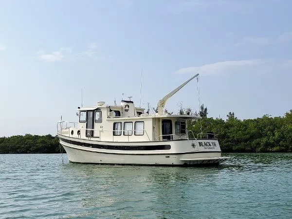Slide: The Image of Nordic 42 Pilothouse 2001 - 1