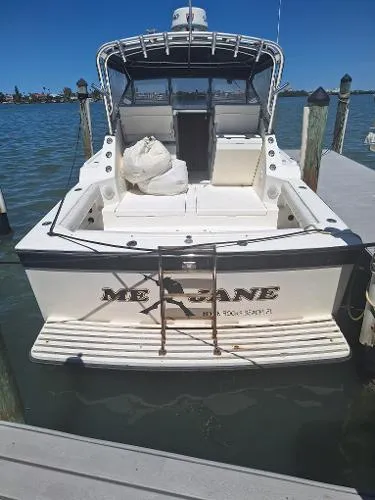 Slide: The Image of Luhrs Alura 35 Express Cruiser 1987 - 4