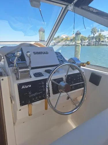 Slide: The Image of Luhrs Alura 35 Express Cruiser 1987 - 9
