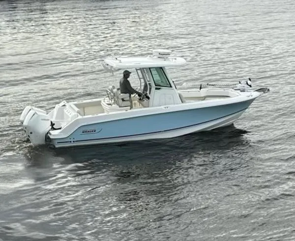 Slide: The Image of Boston Whaler 250 Outrage 2022 - 0
