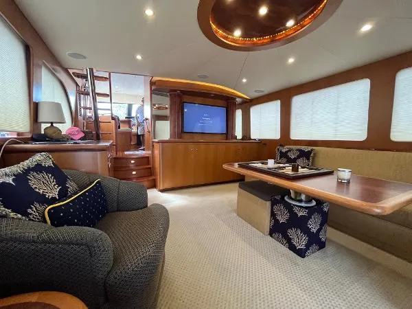 Slide: The Image of Ocean Alexander 64 Pilothouse 2007 - 4