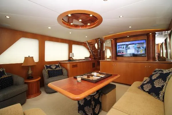 Slide: The Image of Ocean Alexander 64 Pilothouse 2007 - 5