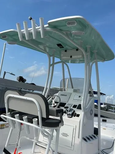 Slide: The Image of Aquasport 230 Pro Bay 2021 - 2