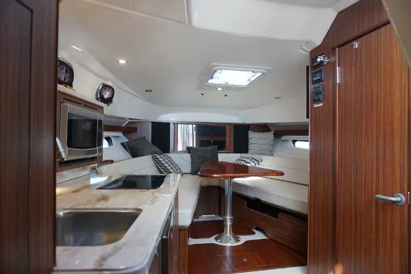 Slide: The Image of Pursuit OS 355 Offshore 2019 - 5