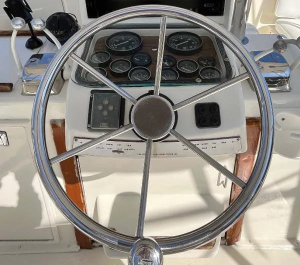 Slide: The Image of Ocean 46 Sport Fish 1985 - 4