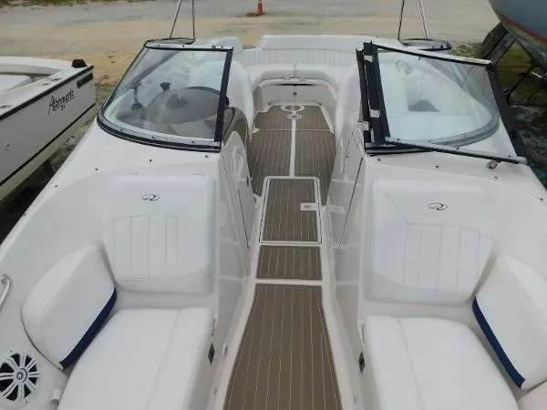 Slide: The Image of Regal 2400 Bowrider 2005 - 3