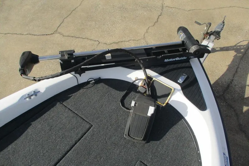 Slide: The Image of Triton SF-19 boat deck with MotorGuide trolling motor, 2000 model. - 7