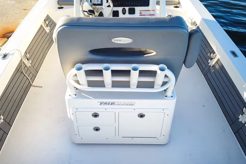 Slide: The Image of Interior view of 2024 Pathfinder 2600 TRS boat. - 38