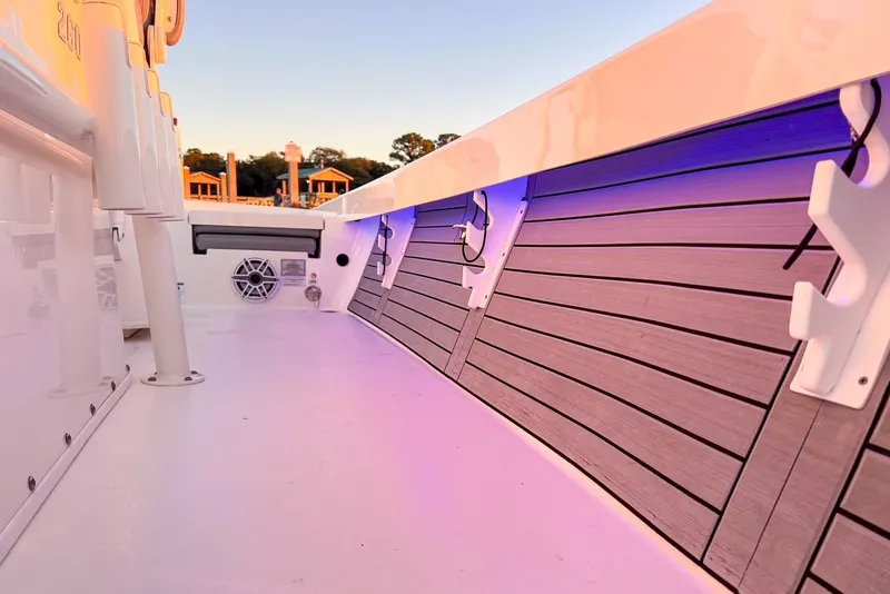 Slide: The Image of Interior view of the 2024 Pathfinder 2600 TRS boat. - 40