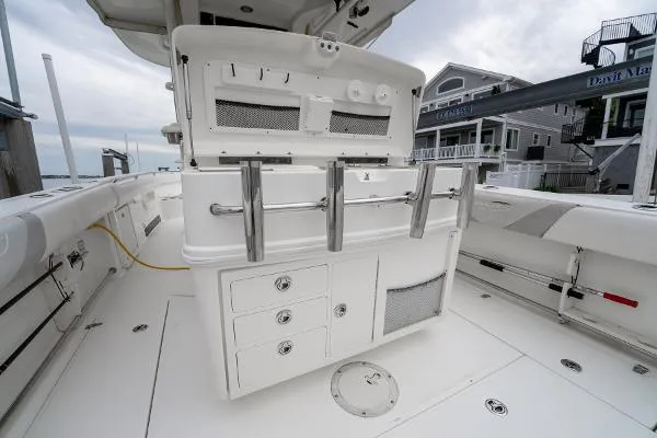 Slide: The Image of Boston Whaler 320 Outrage 2014 - 5
