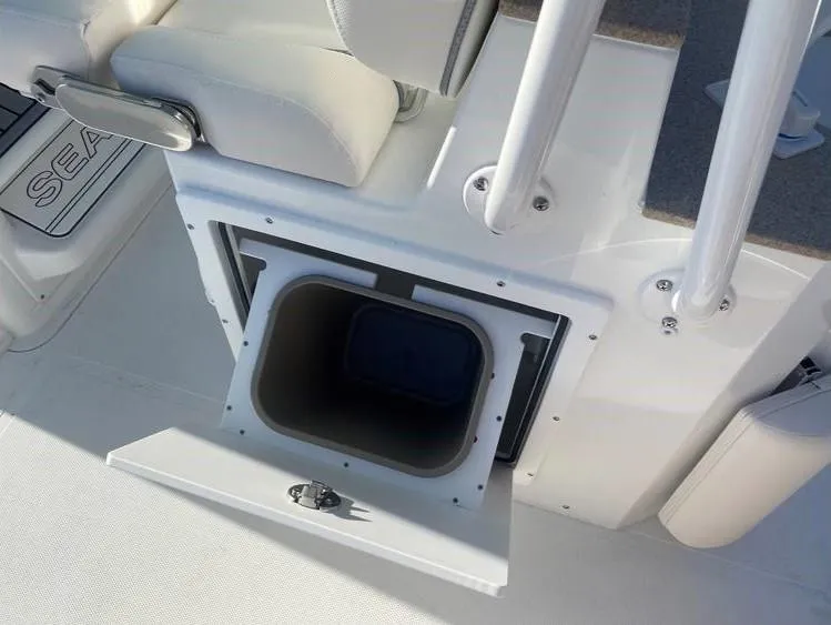 Slide: The Image of White JL Audio speaker on 2023 Sea Hunt Escape 28 boat. - 25