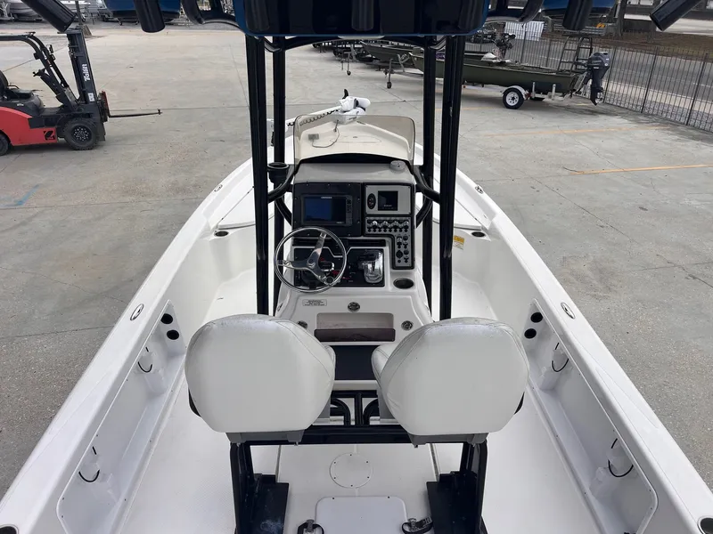 Slide: The Image of Blue Wave 2400 PureBay 2017 - 10