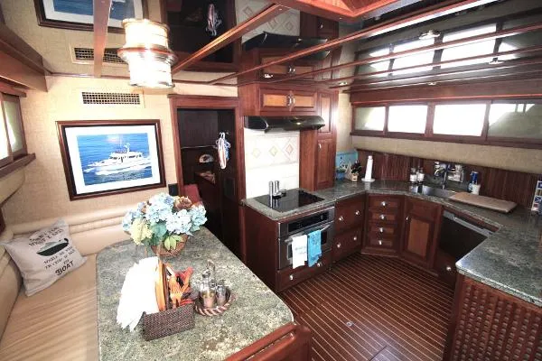 Slide: The Image of Hatteras 54 Motor Yacht 1986 - 6
