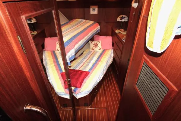 Slide: The Image of Hatteras 54 Motor Yacht 1986 - 8