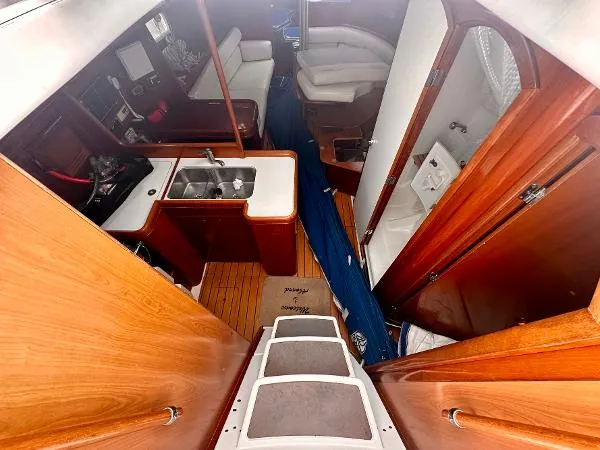 Slide: The Image of Beneteau 361 2002 - 2