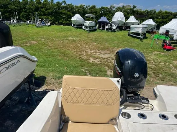Slide: The Image of Bayliner Trophy T22CC 2021 - 7