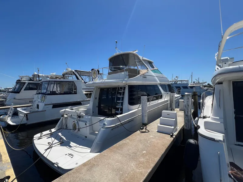 Slide: The Image of Carver Yachts 53 Voyager 2005 - 3