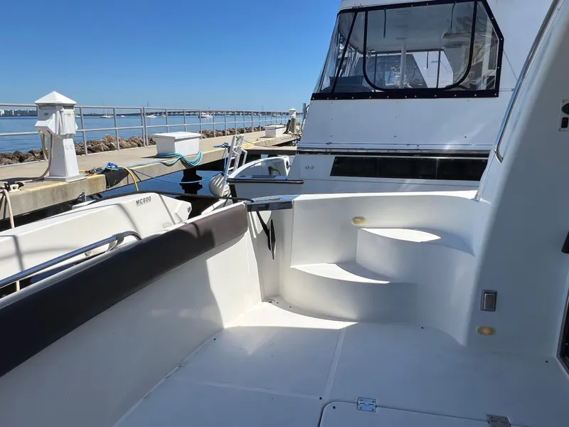 Slide: The Image of Carver Yachts 53 Voyager 2005 - 8