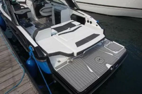 Slide: The Image of Monterey 278SS Super Sport 2019 - 4