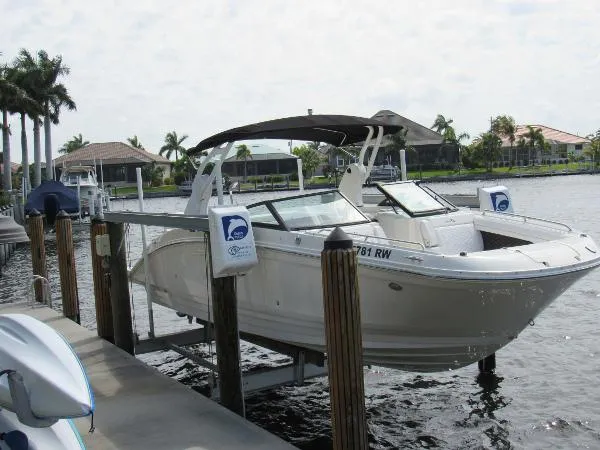 Slide: The Image of Sea Ray SDX 270 Outboard 2019 - 1