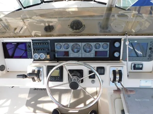 Slide: The Image of Wellcraft Sport Bridge 3300 1991 - 2
