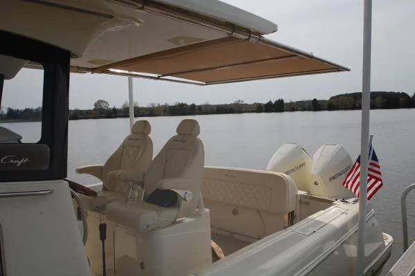 Slide: The Image of Chris-Craft Catalina 30 2019 - 4