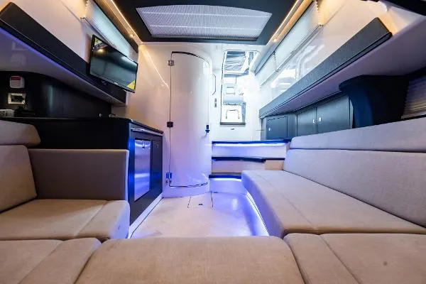 Slide: The Image of Boston Whaler 420 Outrage 2024 - 9