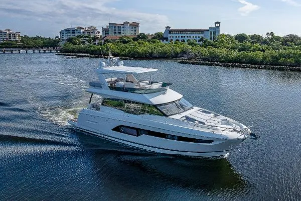 Slide: The Image of Prestige 630 2019 - 10