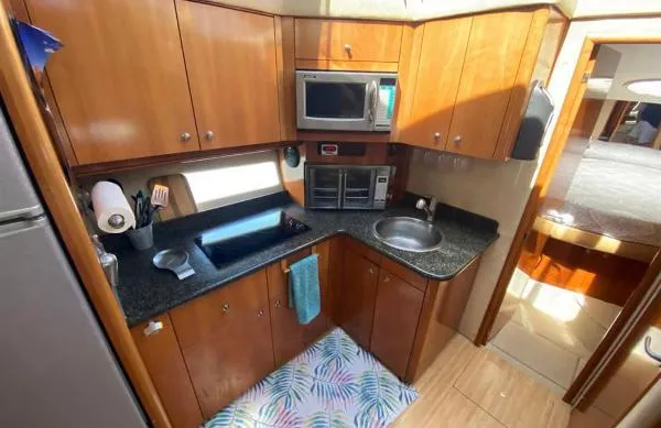 Slide: The Image of Carver Yachts 43 Motor Yacht 2006 - 2