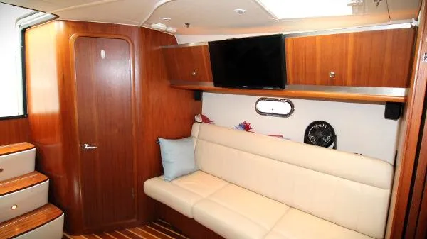 Slide: The Image of Tiara 3600 Sovran 2006 - 4