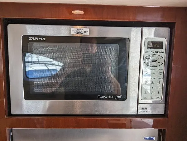 Slide: The Image of Sea Ray 47 Sedan Bridge 2008 - 11