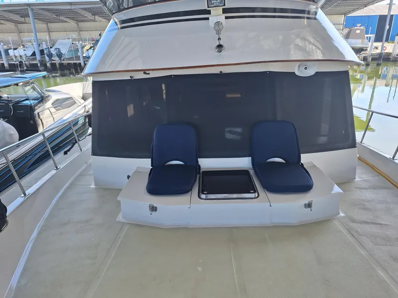 Slide: The Image of DeFever Cockpit Motor Yacht 1998 - 4