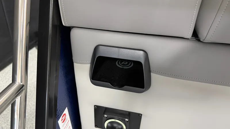 Slide: The Image of Premier 210SUNSATION 2027 - 66