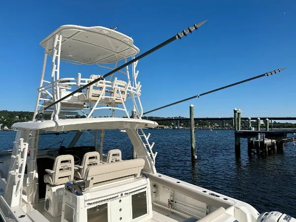 Slide: The Image of Boston Whaler 420 Outrage 2017 - 11